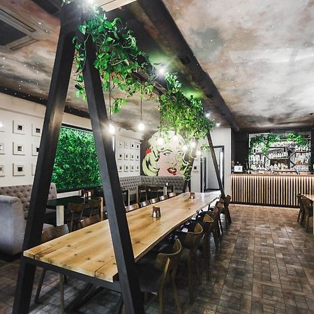 Pieno Piano Hotel Rivne Ngoại thất bức ảnh