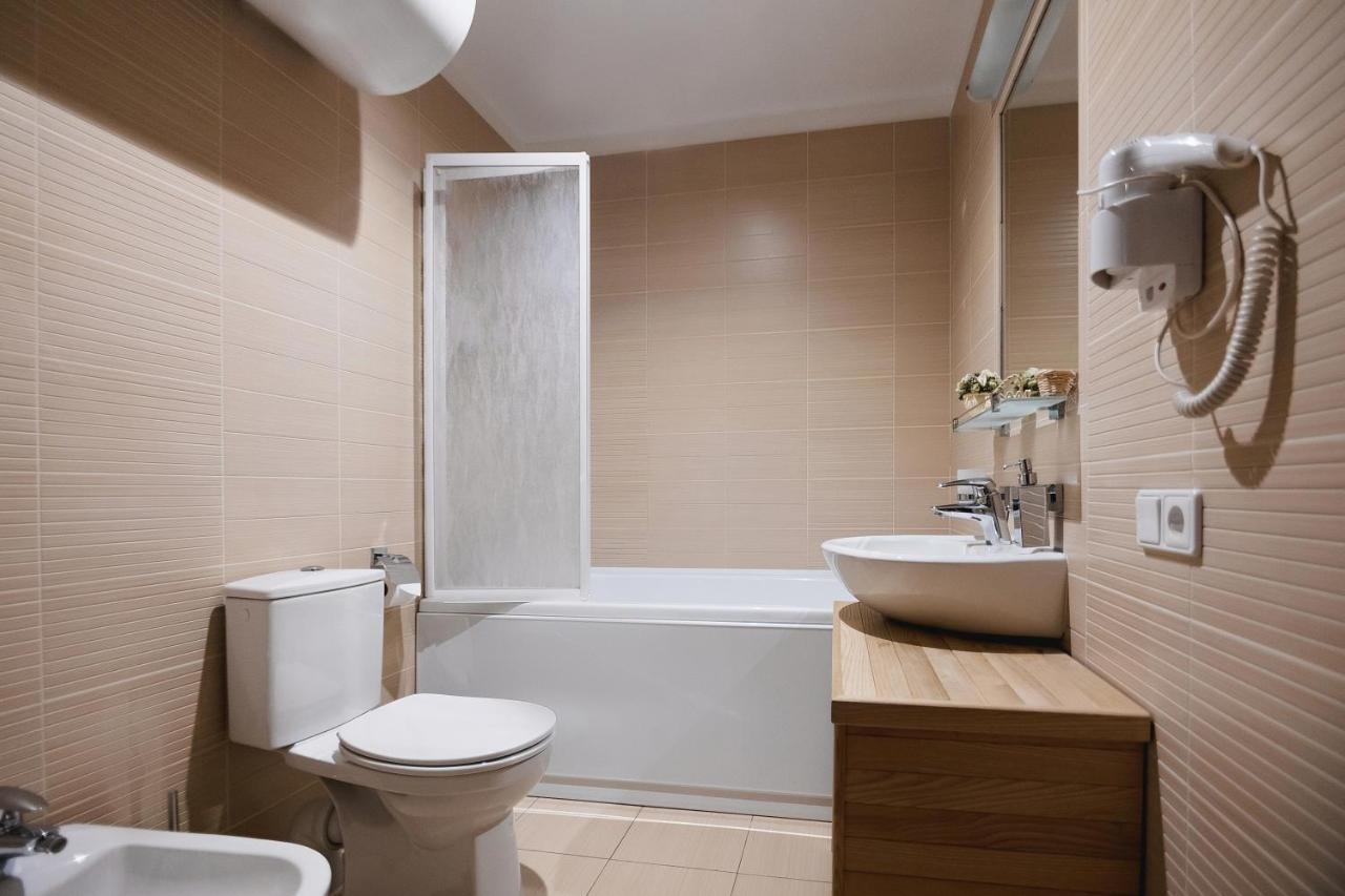 Pieno Piano Hotel Rivne Ngoại thất bức ảnh